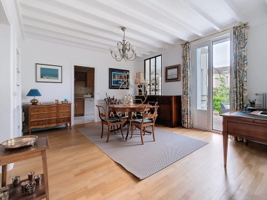 Maison à vendre 7 pièces de 153 m² à Saint-Maur-des-Fossés