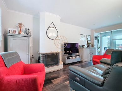 Maison à vendre 6 pièces de 87,22 m² à Saint-Maur-des-Fossés