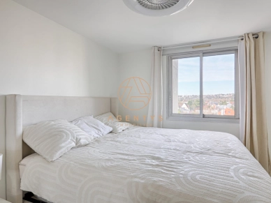 Appartement à vendre 5 pièces de 99 m² à Saint-Maur-des-Fossés