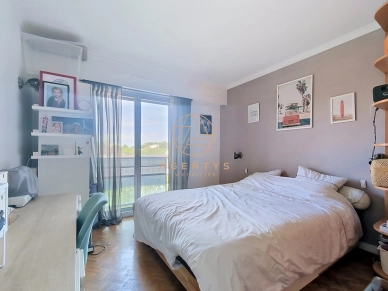 Appartement à vendre 4 pièces de 78 m² à Saint-Maur-des-Fossés