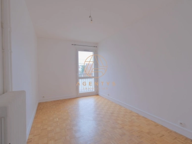 Appartement à vendre 3 pièces de 57,5 m² à Saint-Maur-des-Fossés