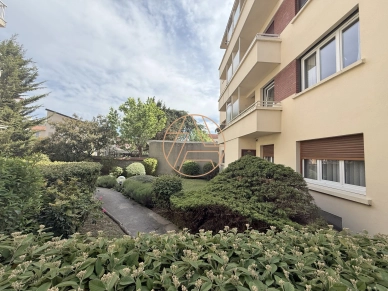 Appartement à vendre 3 pièces de 68,3 m² à Saint-Maur-des-Fossés