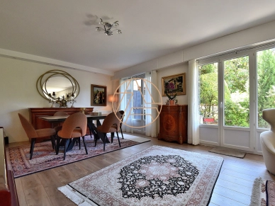 Appartement à vendre 6 pièces de 117,91 m² à Saint-Maur-des-Fossés