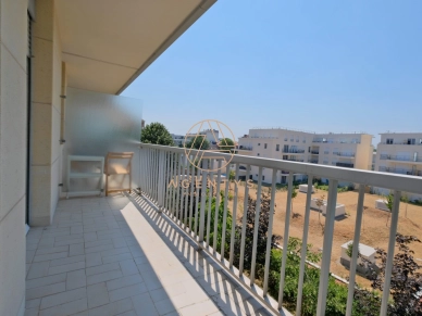 Appartement à louer 4 pièces de 75,96 m² à Saint-Maur-des-Fossés