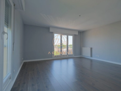 Appartement à louer 4 pièces de 75,96 m² à Saint-Maur-des-Fossés