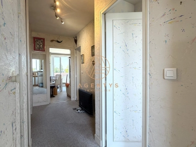 Appartement à vendre 2 pièces de 41,78 m² à Saint-Maur-des-Fossés
