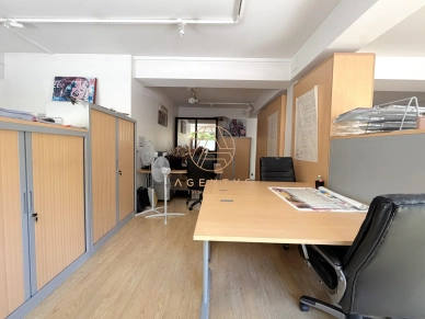 Local commercial à louer de 119 m² à Saint-Maur-des-Fossés