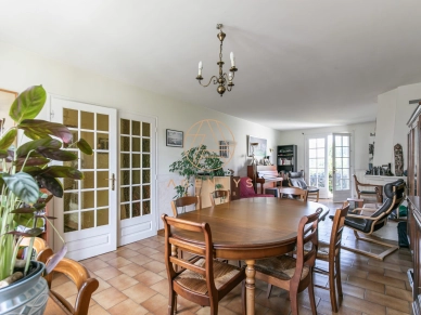 Maison à vendre 5 pièces de 127,65 m² à Ormesson-sur-Marne
