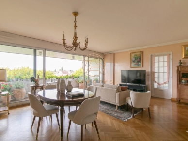 Appartement à vendre 5 pièces de 103 m² à Saint-Maur-des-Fossés