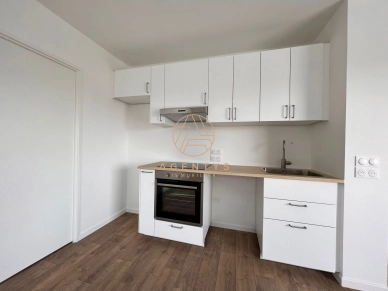 Appartement à louer 2 pièces de 45,8 m² à Fontenay-sous-Bois