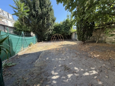Maison à vendre 6 pièces de 80,31 m² à Saint-Maur-des-Fossés