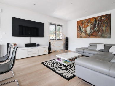 Maison à vendre 8 pièces de 158,53 m² à Champigny-sur-Marne