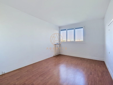 Appartement à vendre 3 pièces de 59 m² à Saint-Maur-des-Fossés