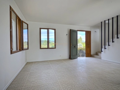 Maison à vendre 5 pièces de 132 m² à Nans-les-Pins